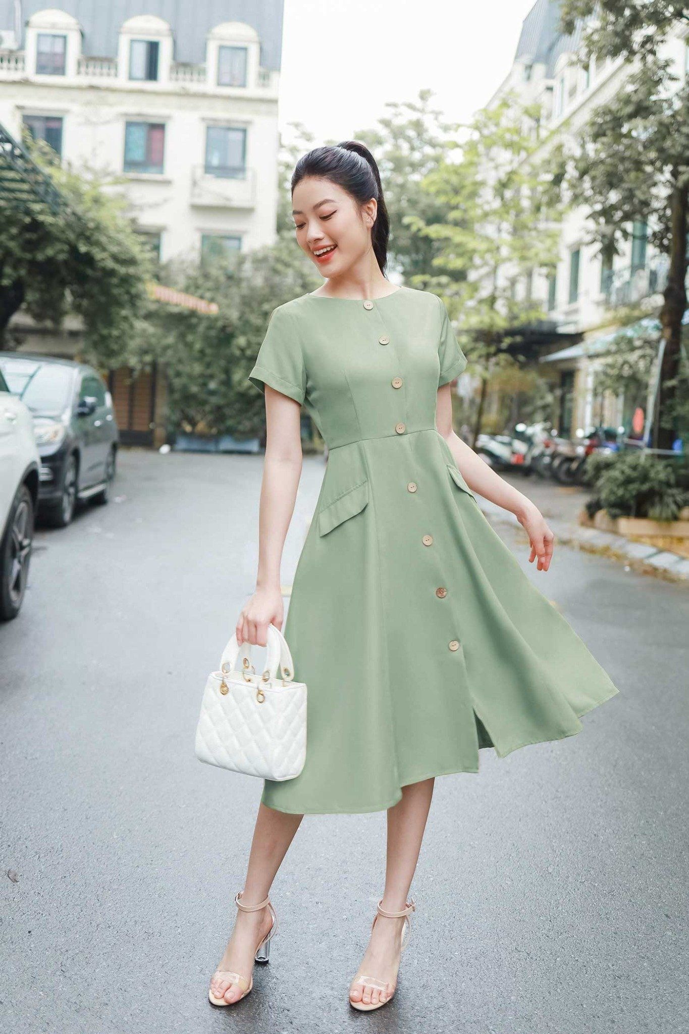 đầm kí giả trung niên