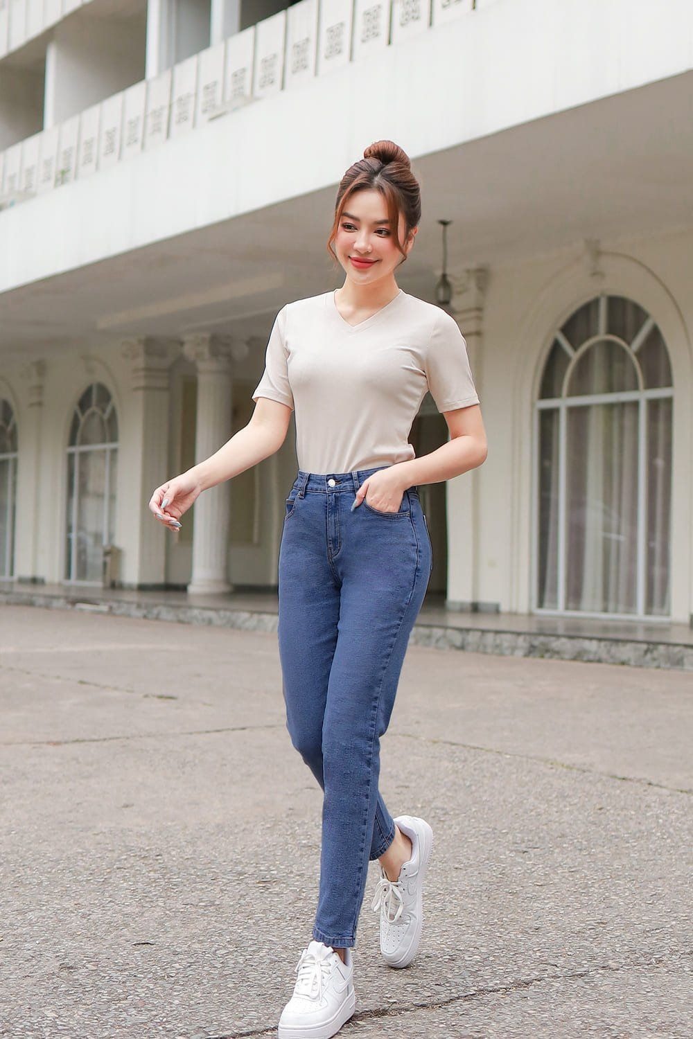 quan jean nu